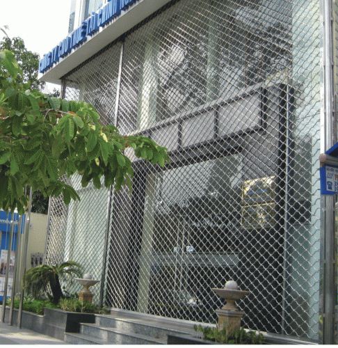 Cửa cuốn mắc võng inox